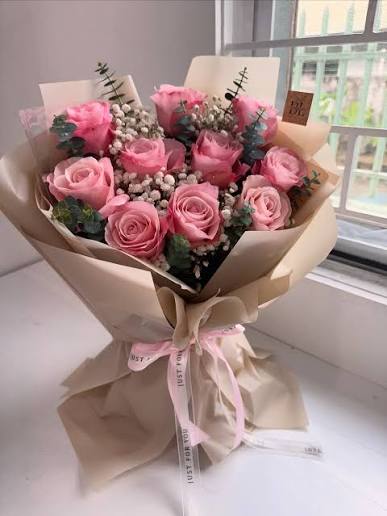 Pink Rose Bouquet
