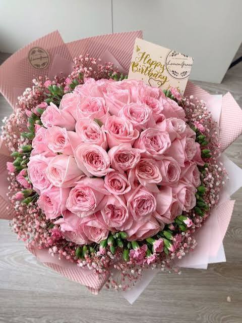 Pink Rose Bouquet